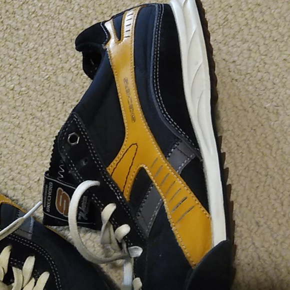 Shoes - Picture 9 of 13